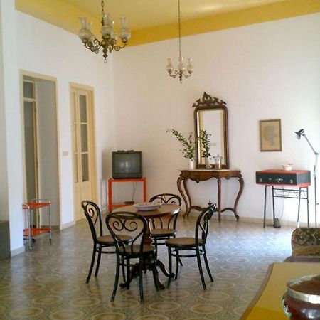Lipari Apartment Cameră foto